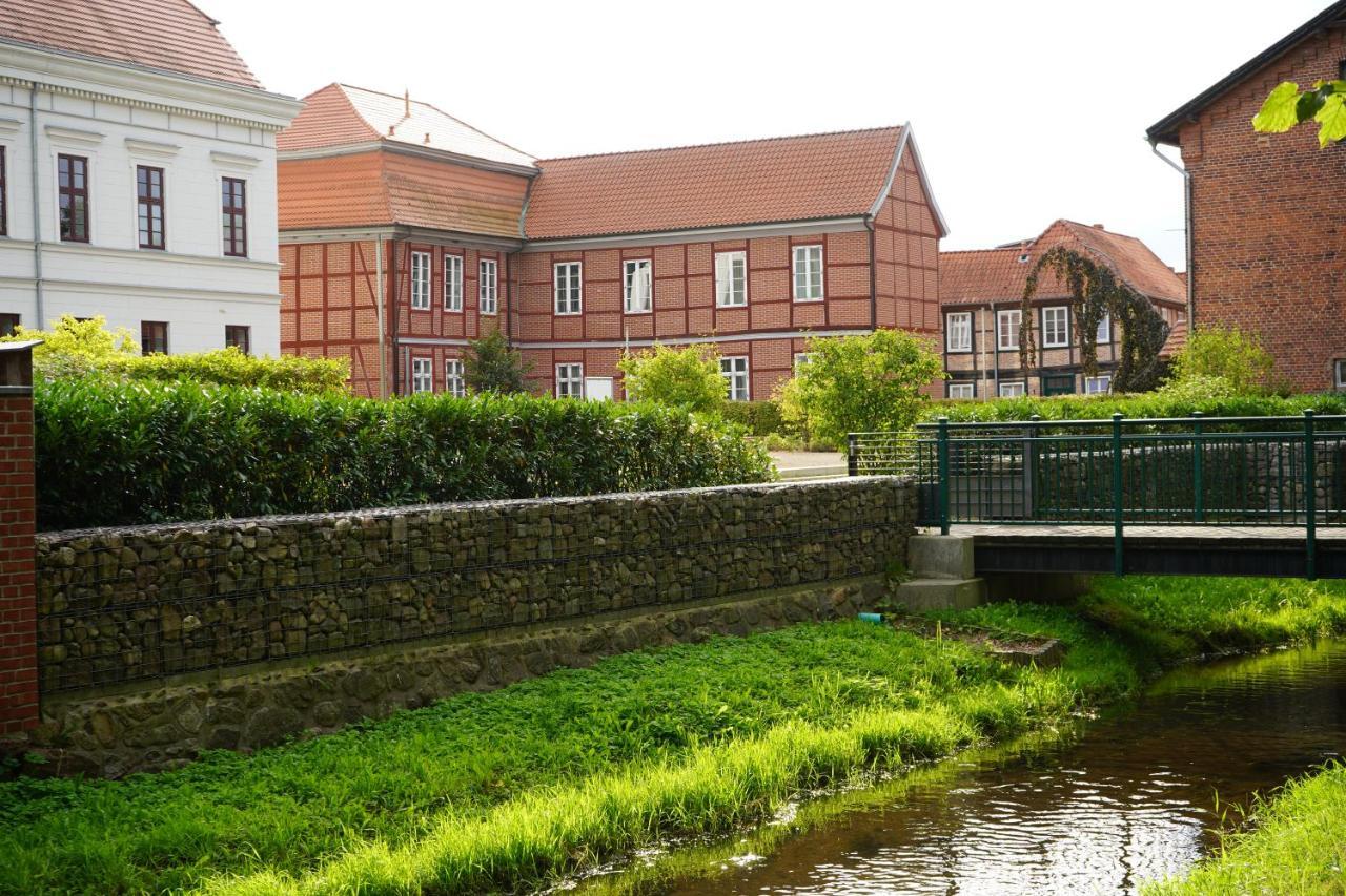 Ferienwohnungen Hafenblick Boizenburg Exterior foto